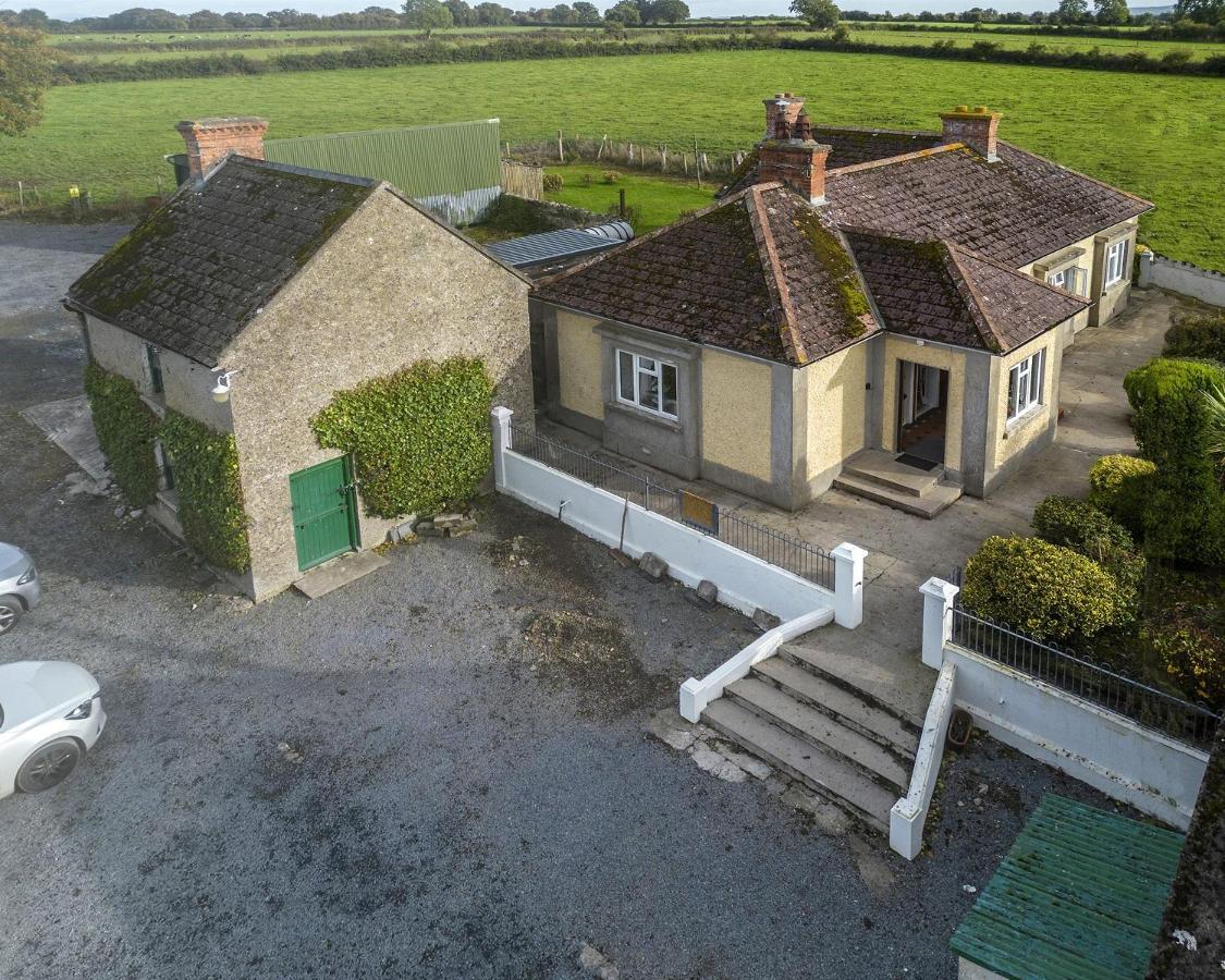 Hally'S Farm Kilkenny Bagian luar foto